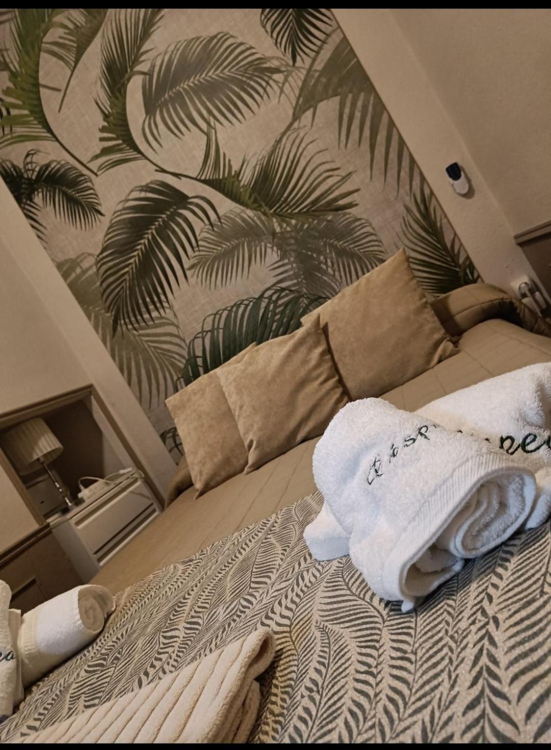 A 20 Metros De La Mezquita Catedral ,Apartamentos Turistico Cespedes 5 Cordoba Luaran gambar