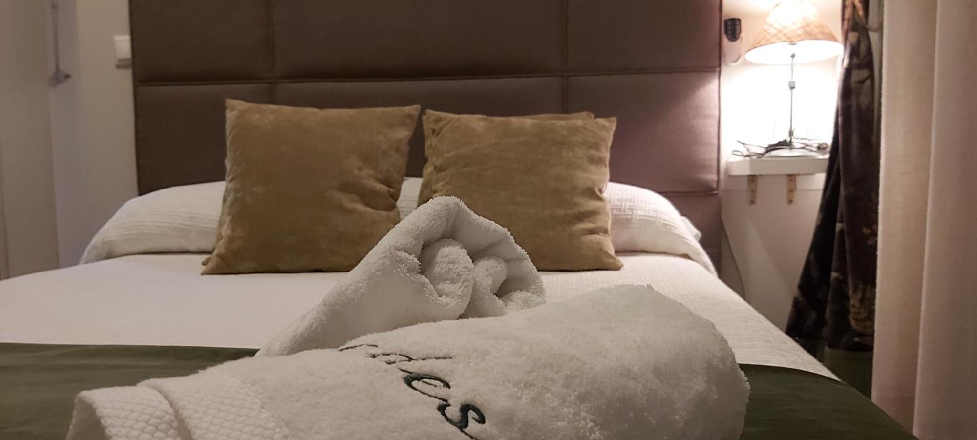 A 20 Metros De La Mezquita Catedral ,Apartamentos Turistico Cespedes 5 Cordoba Bilik gambar
