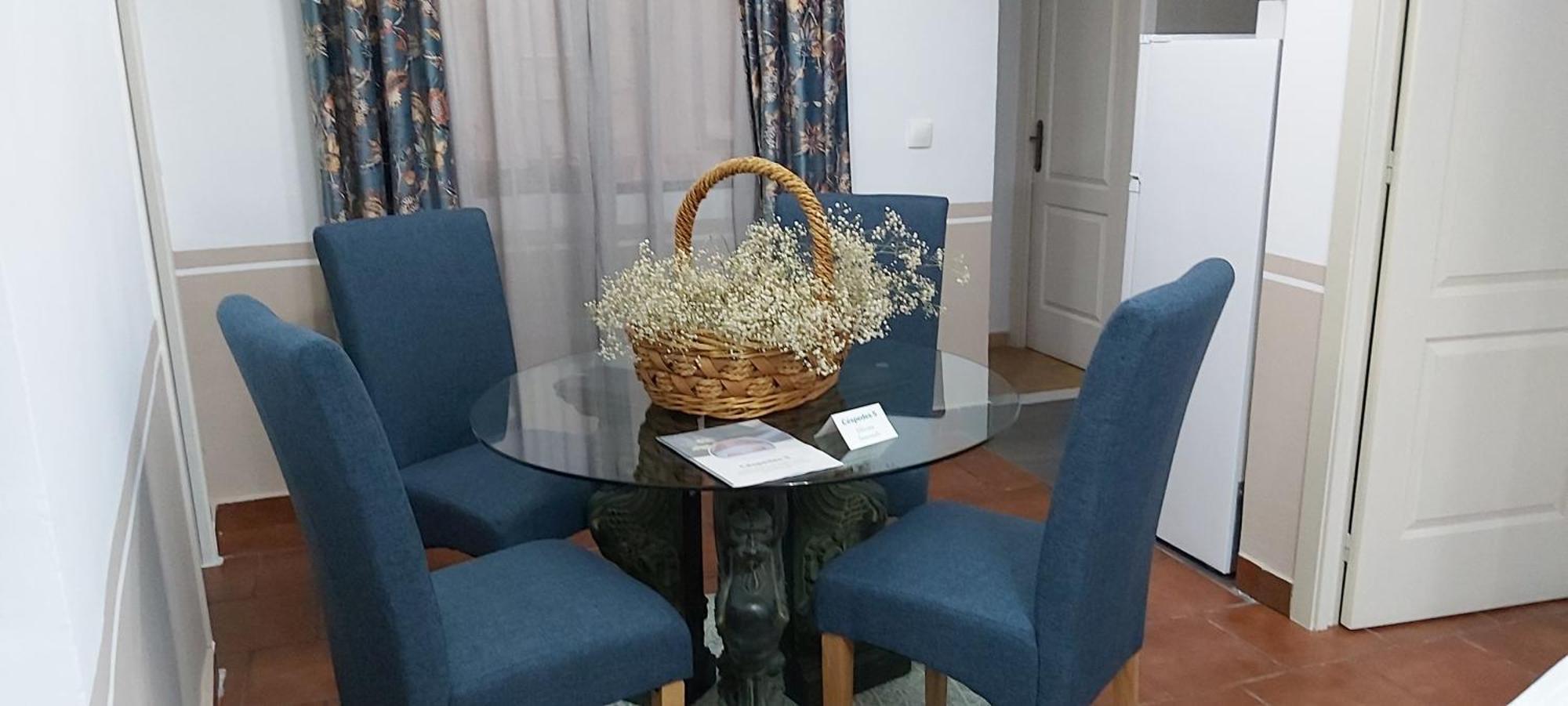 A 20 Metros De La Mezquita Catedral ,Apartamentos Turistico Cespedes 5 Cordoba Bilik gambar