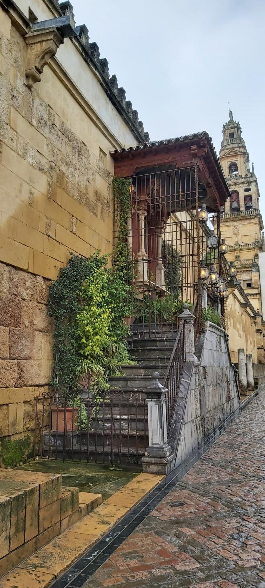 A 20 Metros De La Mezquita Catedral ,Apartamentos Turistico Cespedes 5 Cordoba Bilik gambar
