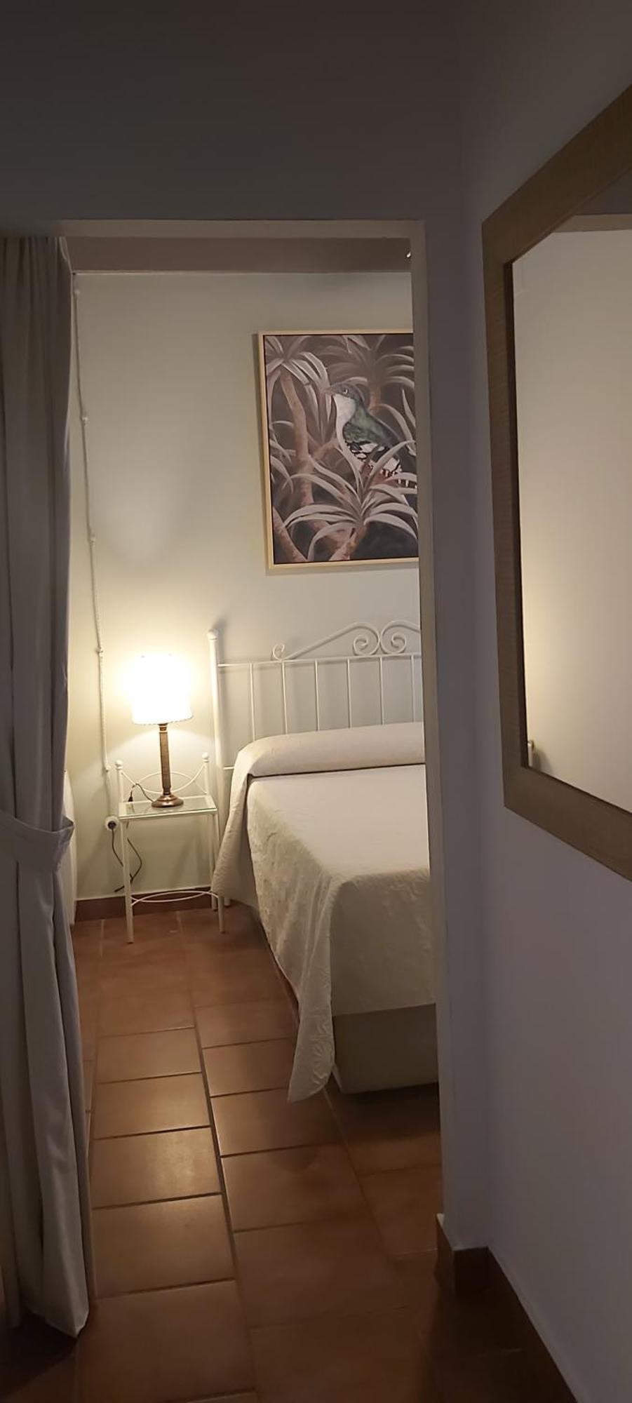 A 20 Metros De La Mezquita Catedral ,Apartamentos Turistico Cespedes 5 Cordoba Bilik gambar
